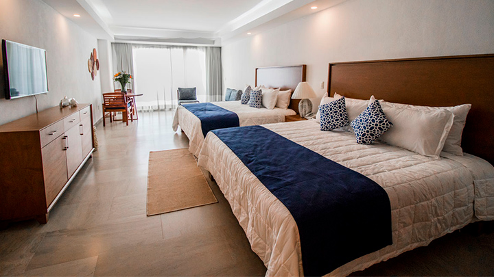 2 King beds Suite doble king suite details paramar, The Paramar Beachfront hotel Boutique PV