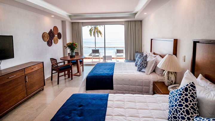 2 Queen beds Suite double queen suite details paramar, The Paramar Beachfront hotel Boutique PV