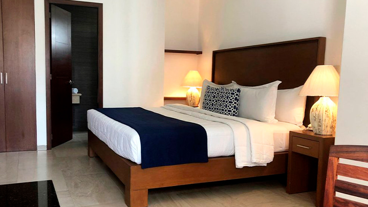 1 King bed Suite king vista ciudad suite details paramar, The Paramar Beachfront hotel Boutique PV