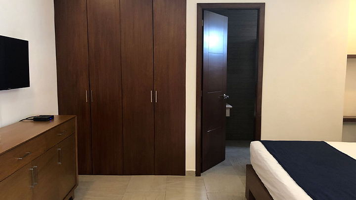 1 King bed Suite king vista ciudad suite details paramar, The Paramar Beachfront hotel Boutique PV
