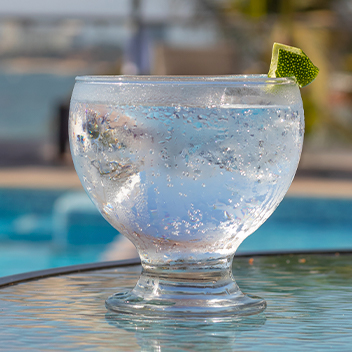 Bebidas tragos restaurantes paramar, The Paramar Beachfront hotel Boutique PV