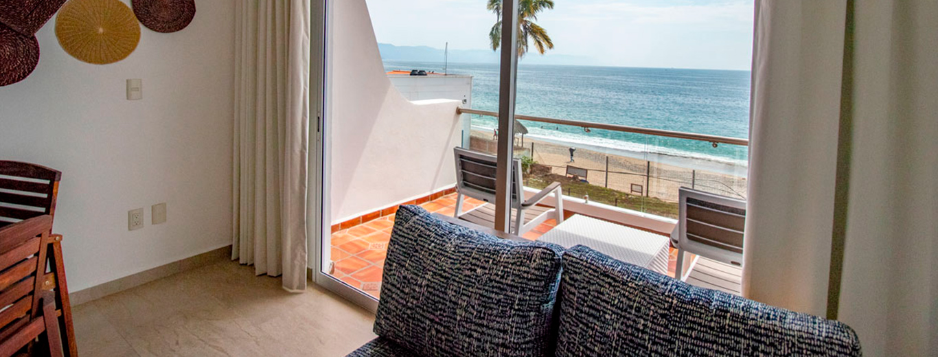 Fondo header suite master suite details paramar, The Paramar Beachfront hotel Boutique PV