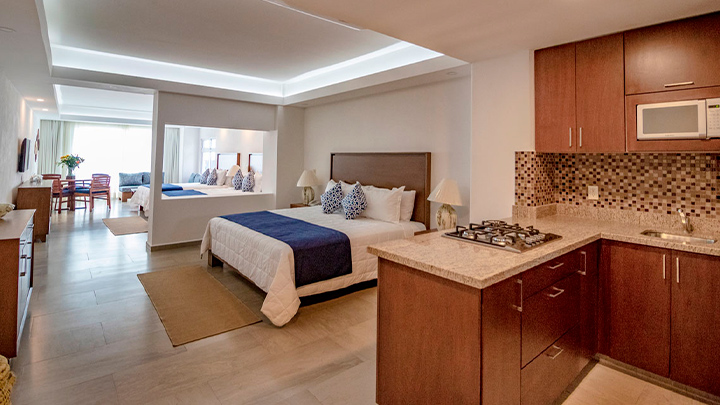 1 King bed and 2 Queen beds Suite master suite details paramar, The Paramar Beachfront hotel Boutique PV