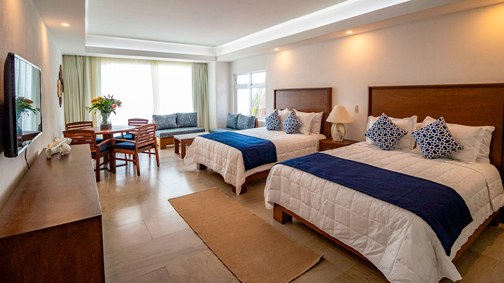 1 King bed and 2 Queen beds Suite master suite details paramar, The Paramar Beachfront hotel Boutique PV